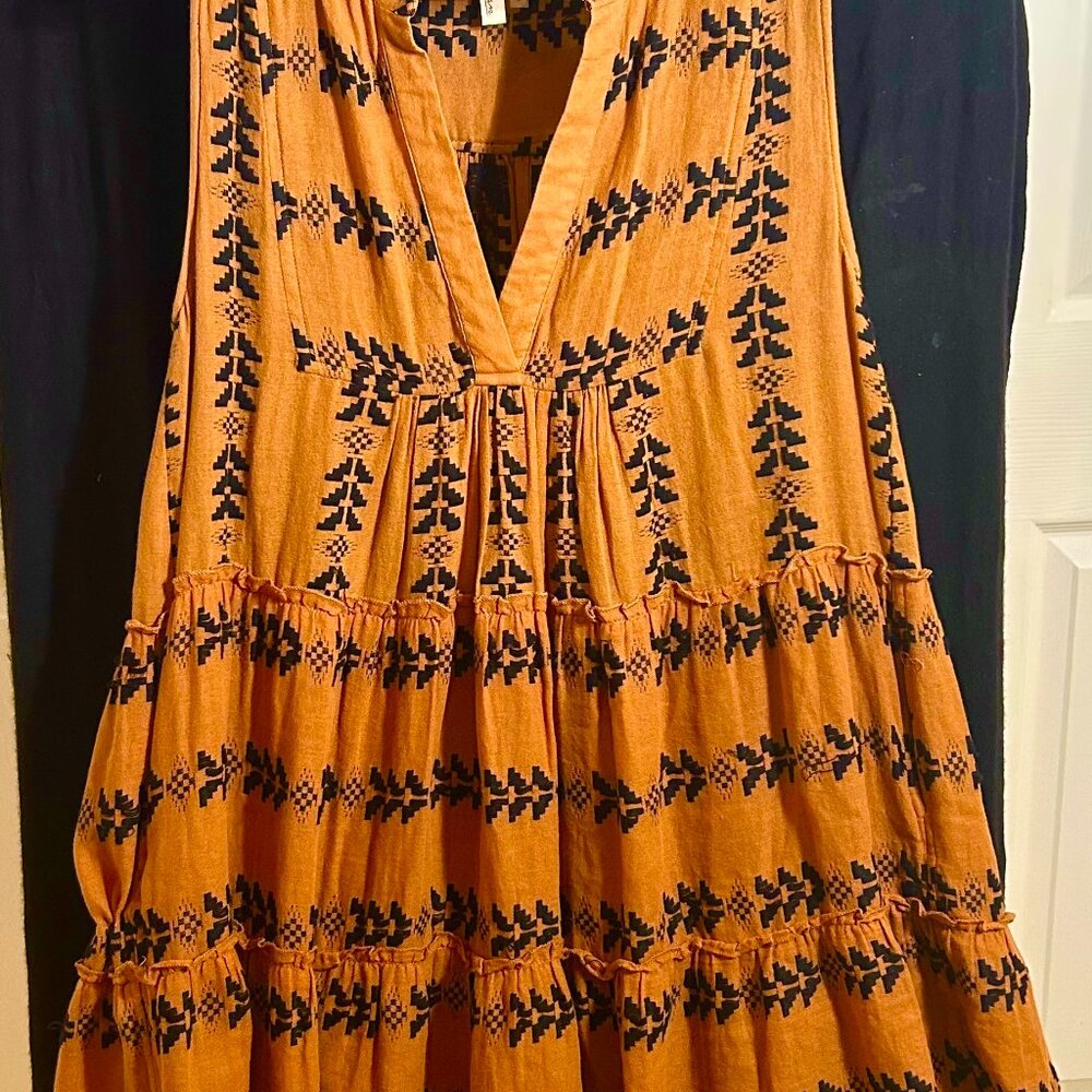 Elan Lightweight Dress/Top size L Marigold and Black Print Cotton